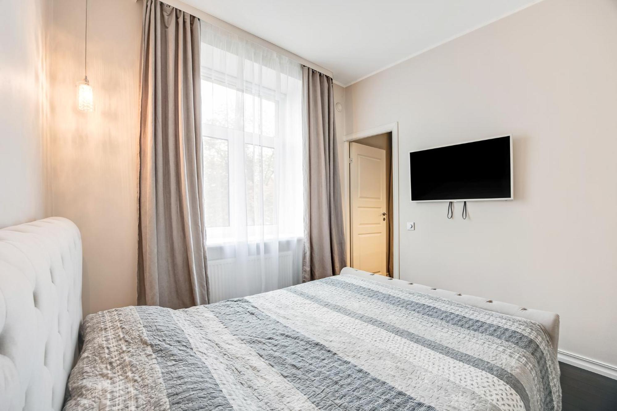 Luxury Apartment In The Heart Of Таллин Экстерьер фото